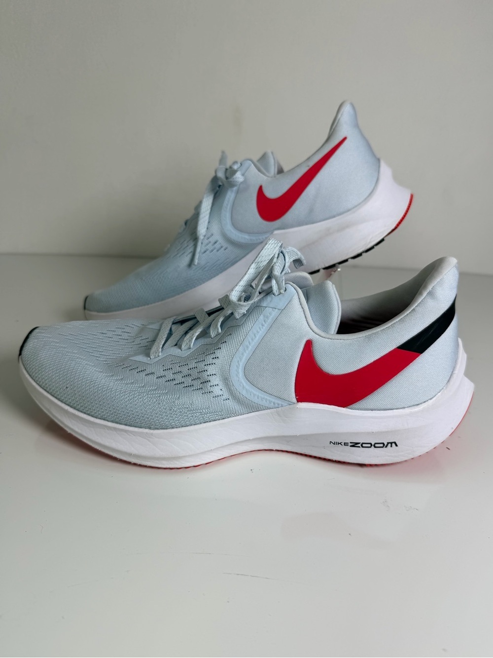 Nike Women’s Air Zoom Winflo 6 Size 10 Half Blue Red Running Shoes **Flaw